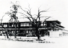 昔の校舎の写真(2)